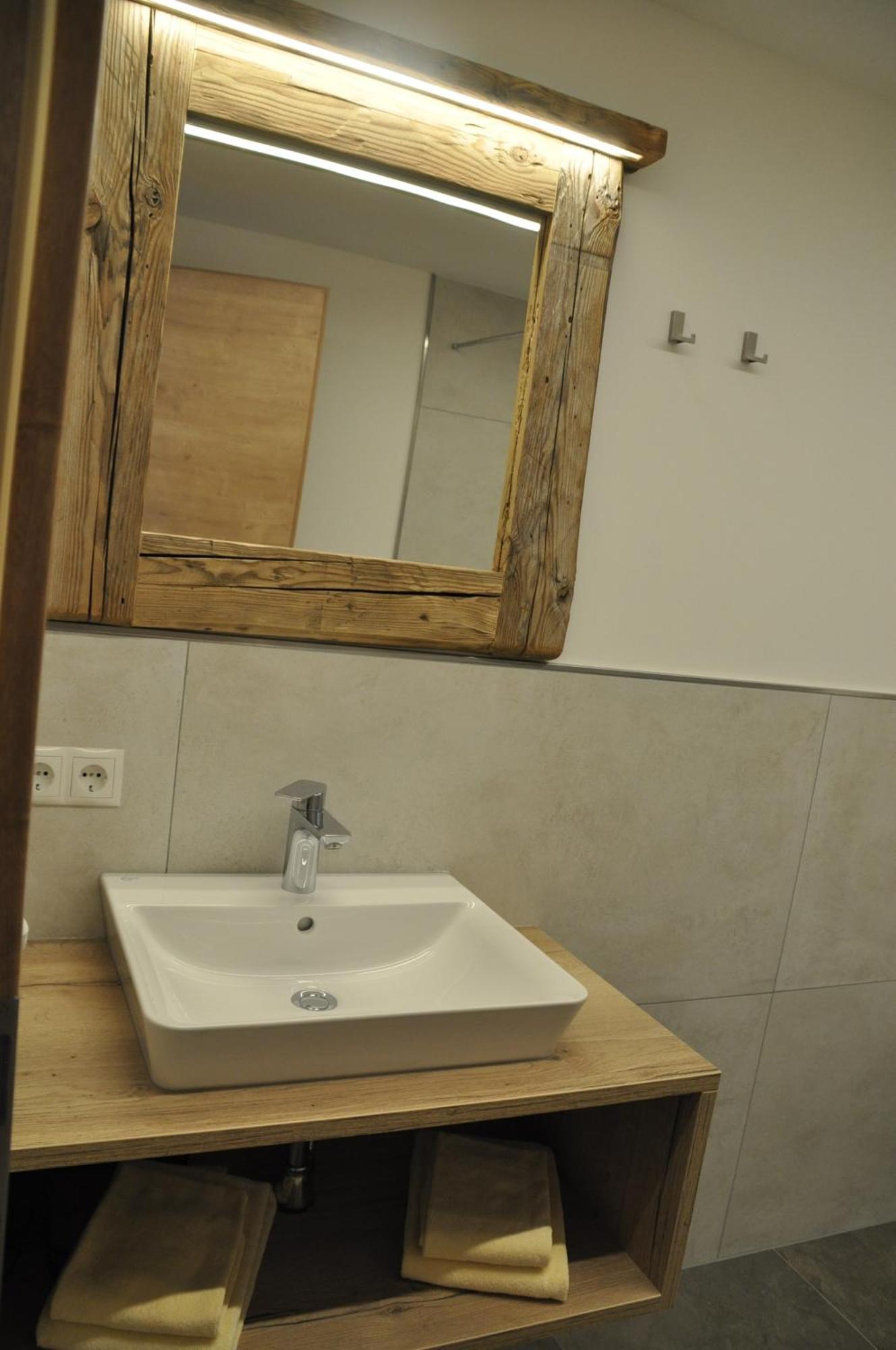 Herzis Appartements Ваграйн Стая снимка