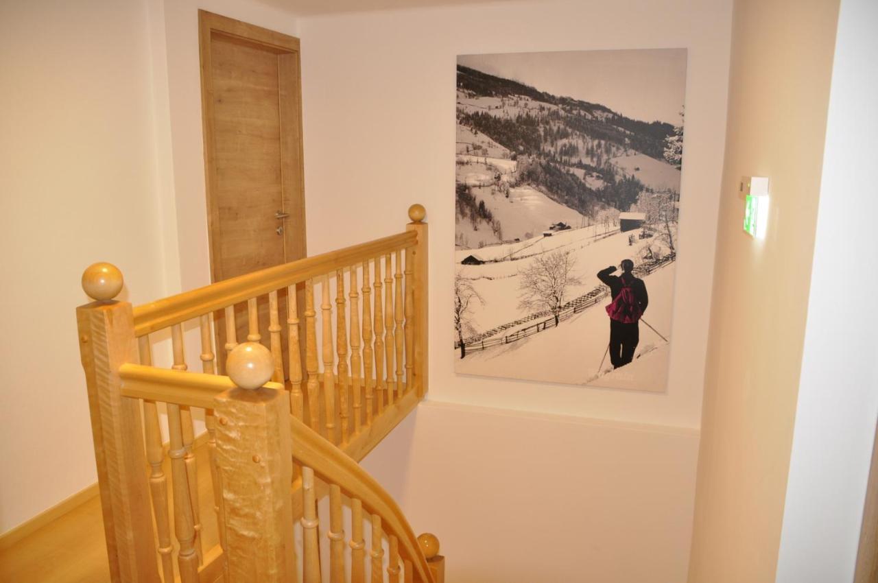 Herzis Appartements Ваграйн Екстериор снимка