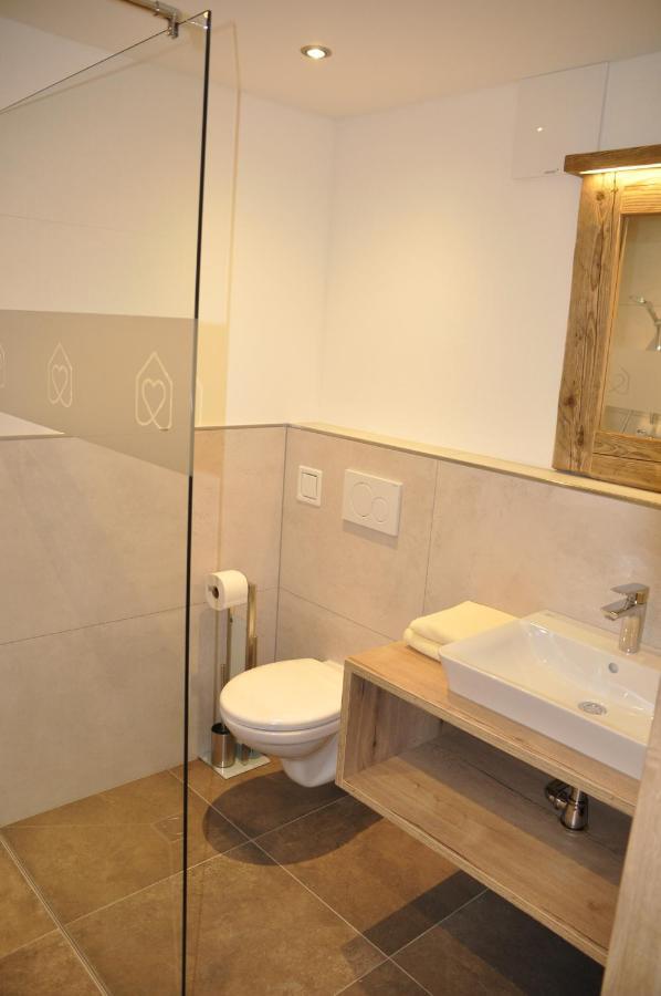 Herzis Appartements Ваграйн Екстериор снимка