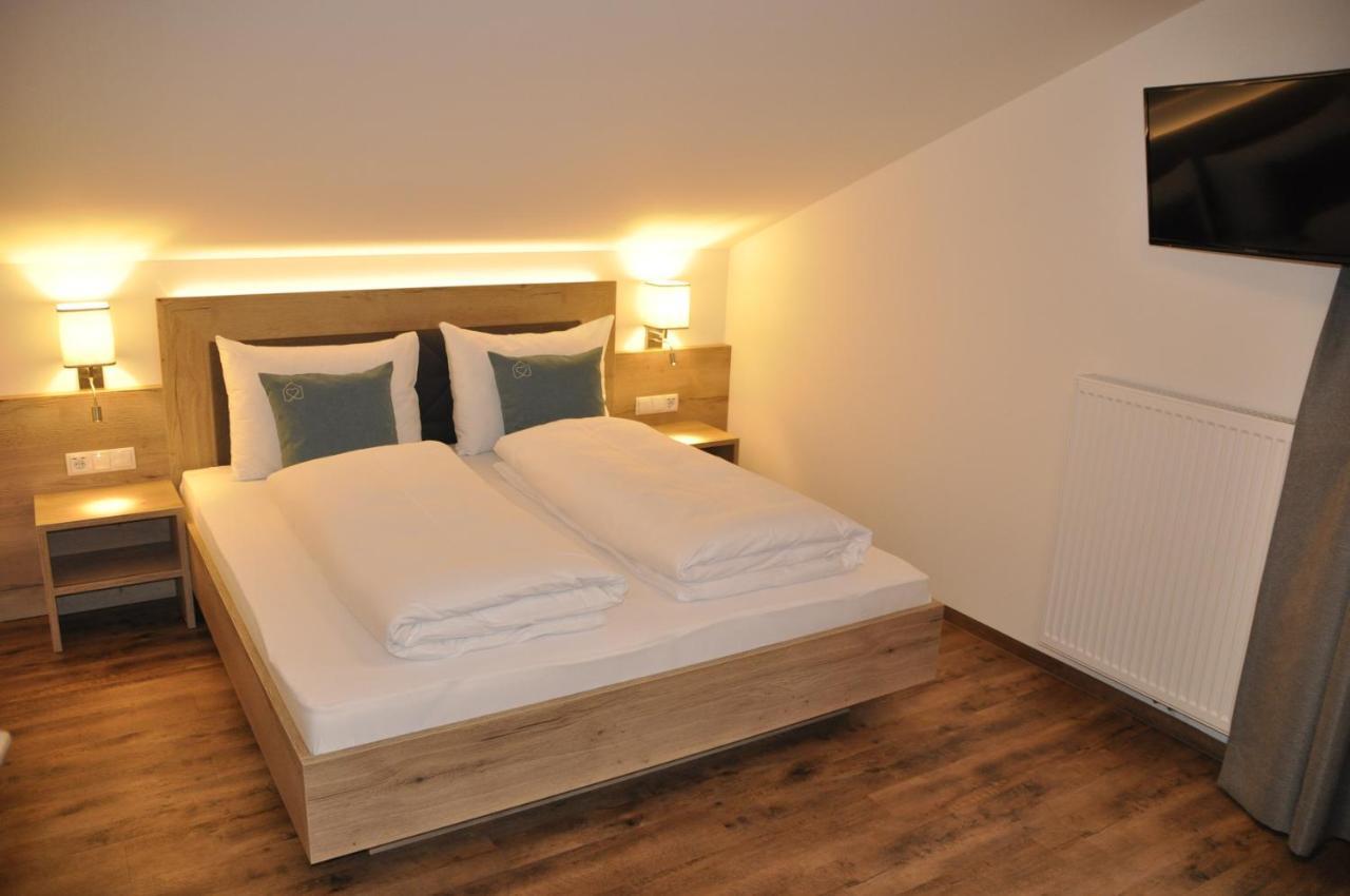 Herzis Appartements Ваграйн Екстериор снимка