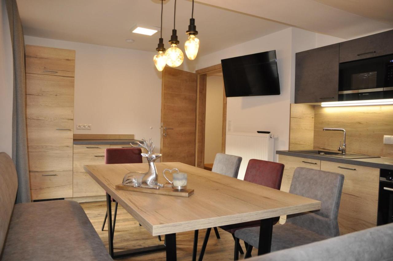 Herzis Appartements Ваграйн Екстериор снимка