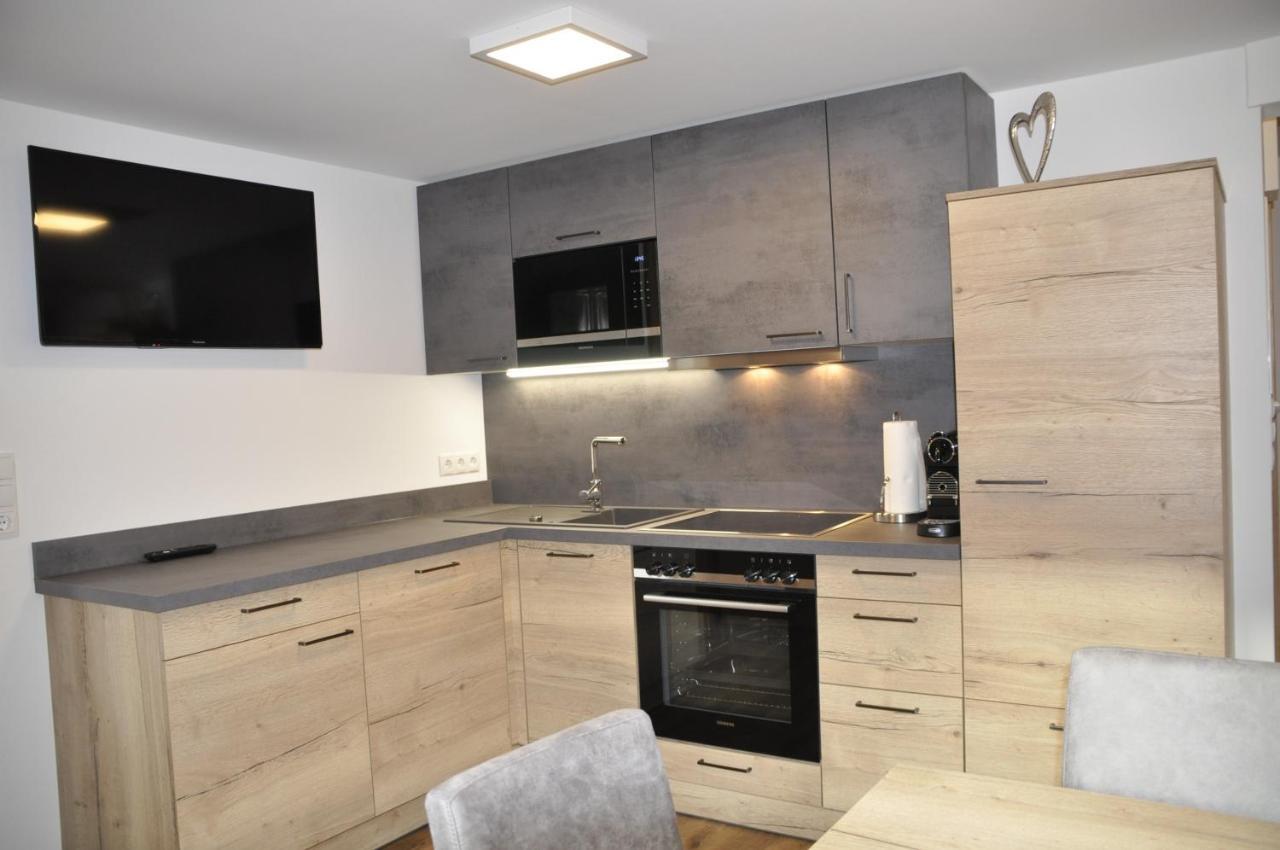 Herzis Appartements Ваграйн Екстериор снимка